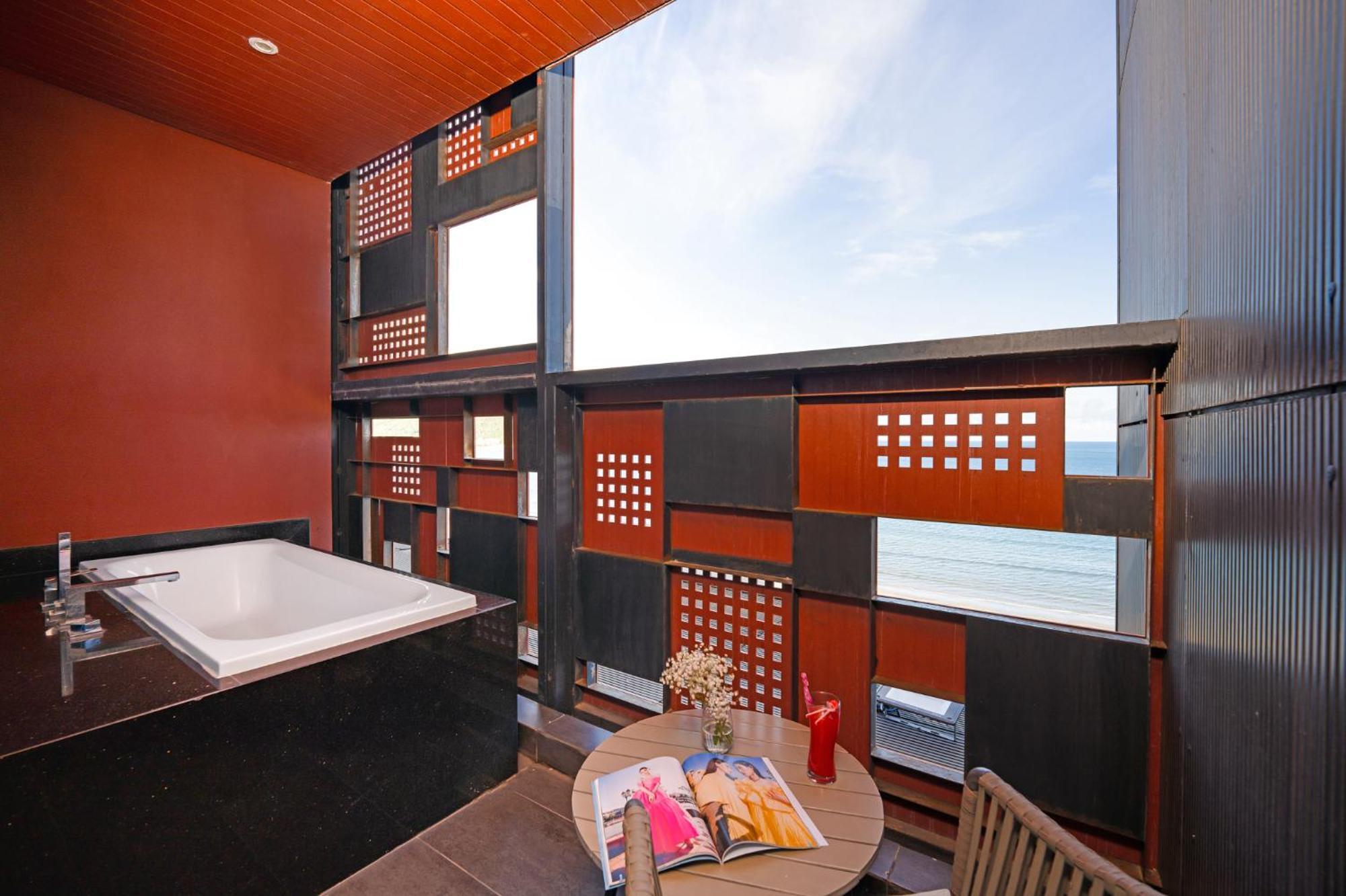 The Code Hotel & Spa Đà Nẵng Extérieur photo